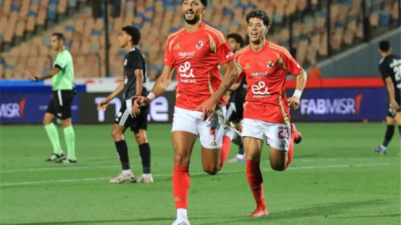 الأهلي يُعزز تقدمه بهدف ثانى أمام فاركو - فيديو