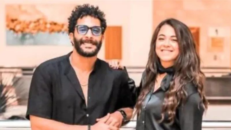 يوم عاصم جدا جمعهما.. مصطفى منصور وهايدى رفعت يحتفلان بخطبتهما اليوم