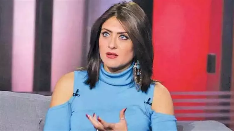 هيدي كرم تكشف كواليس مرض ابنها: كنت بعيط فى الكارافان