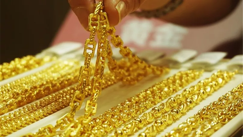 كم سعر الذهب اليوم عيار 21؟