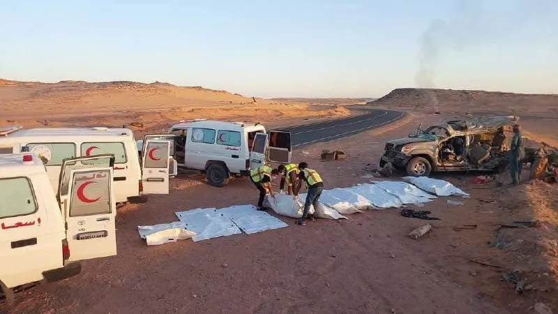 وفاة 12 سودانيا بينهم نساء وأطفال في حادث سير مروع في ليبيا