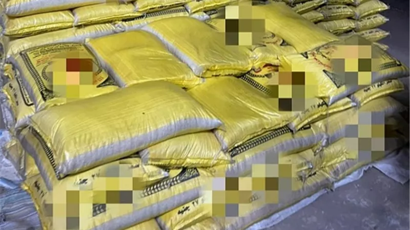 ضبط 875 كجم فول مدشوش غير مطابق للمواصفات بمدينة شبين القناطر