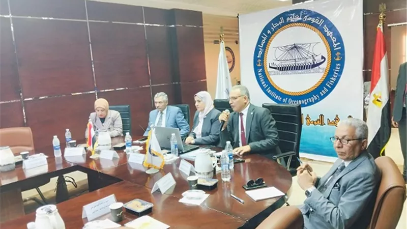 اجتماع موسع بعلوم البحار بحضور الخبراء والنواب