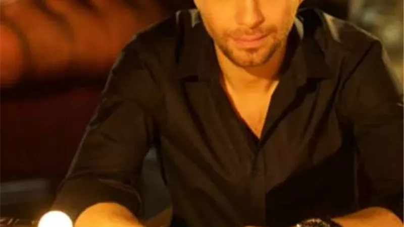 حسام حبيب يحتفل بعيد ميلاده وروتانا توجه له التهاني