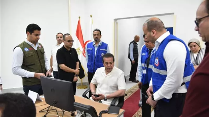 وزير الصحة يتفقد مستشفى الحمام المركزي بمحافظة مطروح