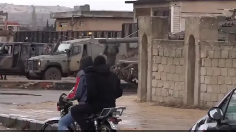 توغل إسرائيلي في ريف القنيطرة.. وإقامة حاجز تفتيش