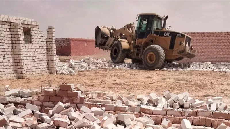 وزير الإسكان: إزالة التعديات عن 80 فدانا بالأقصر الجديدة