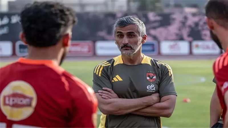 أحمد شوبير يكشف كواليس لقاء ريبيرو ولاعبي الأهلي