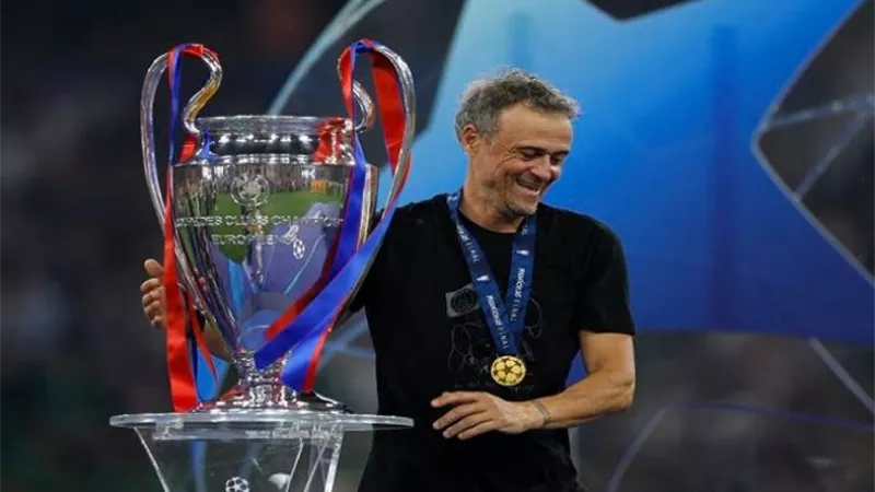 ريال مدريد يهنئ باريس وإنريكي بلقب دوري أبطال أوروبا