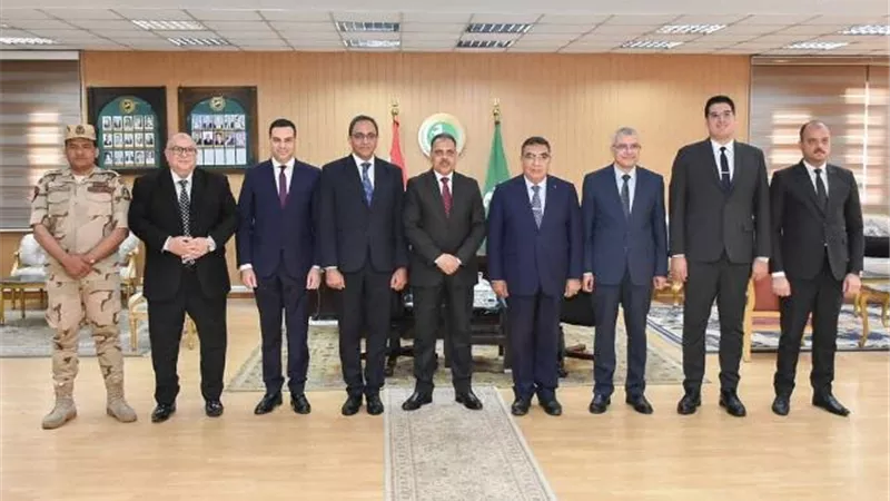 محافظ الشرقية يستقبل محافظى الدقهلية وقنا ونائب بورسعيد