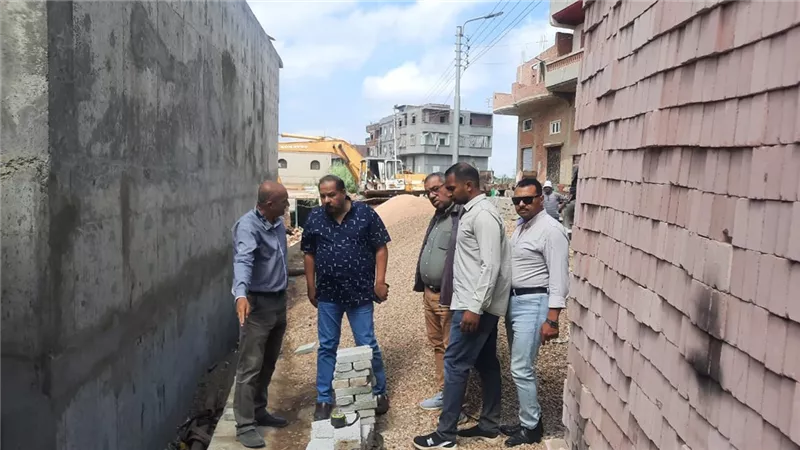 رئيس مياه دمياط يتابع ميدانيا مشروعات 