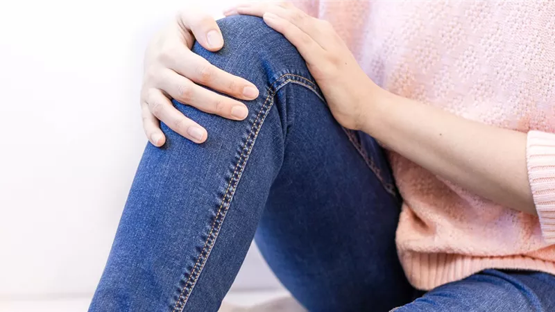 وداعًا لصوت الطقطقة.. 5 طرق فعالة لحماية ركبتيك