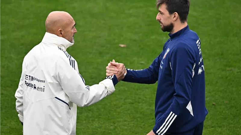 أتشيربي يكشف: خلاف مع سباليتي سبب رفض الانضمام لمنتخب إيطاليا