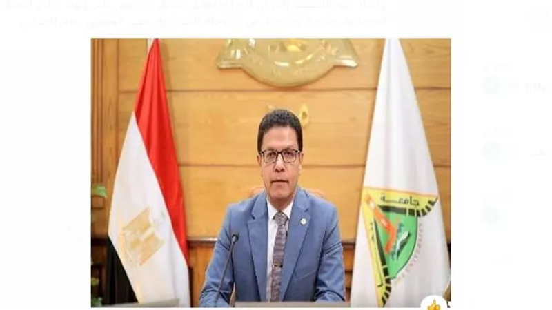 رئيس جامعة بنها يستقبل مطران بنها وقويسنا لتهنئته بعيد الأضحى