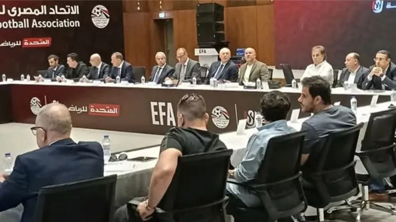 أبو ريدة يستعرض خطة تطوير الحكام و تحديات الموسم الجديد