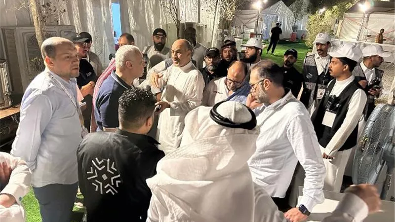 تفويج حجاج السياحة من المدينة لمكة والبعثة تواصل معاينة المخيمات