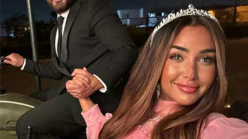هنا الزاهد تداعب متابعيها برفقة تامر حسني من كواليس 