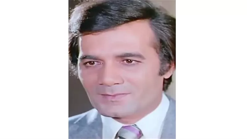 ذكرى ميلاد الفنان محمود ياسين.. علاقة دراسة الحقوق بالمسرح