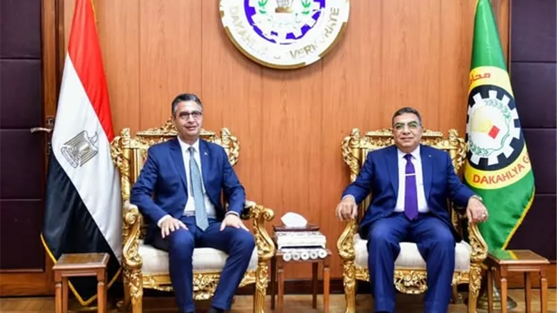 محافظ الدقهلية يستقبل وزير التموين في مستهل زيارته لعدد من المشروعات