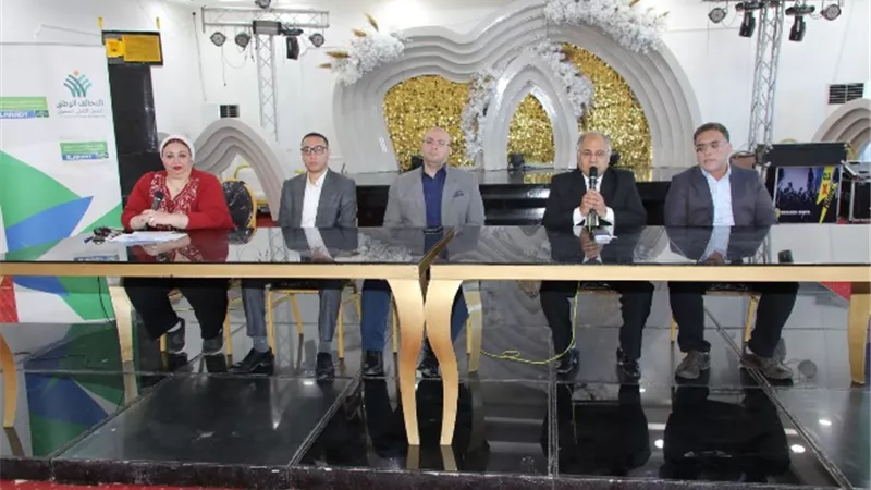 محافظ بني سويف يُكرّم الأمهات المثاليات بالمحافظه