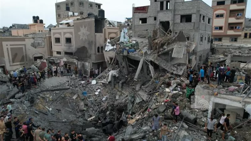 استشهاد 9 فلسطينيين في قصف الاحتلال عدة مناطق بغزة
