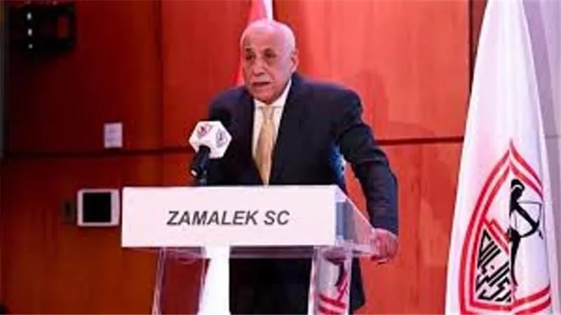 شاهد.. حسين لبيب يقدم واجب العزاء في وفاة والدة عمرو الجنايني