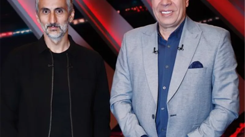شاهد ريبيرو يوقع على تيشرت هدية جمهور الأهلي على الهواء مع شوبير