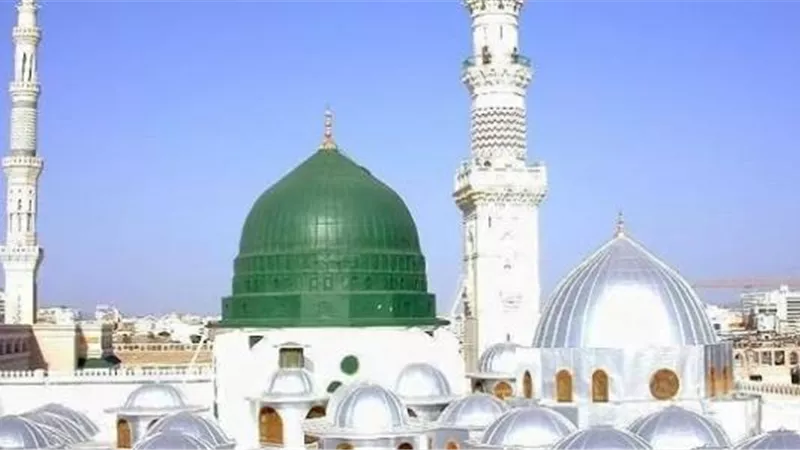 من الدعاء المرجوِّ الإجابة عند مقام النبيّ الشريف