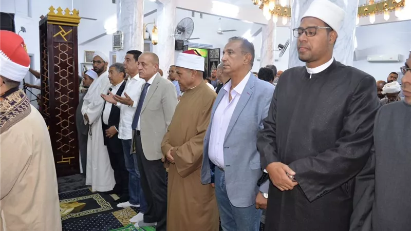 محافظ الأقصر يفتتح مسجد النصر بالعوامية