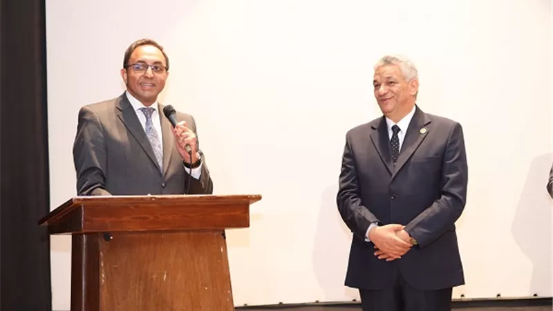 محافظ قنا يشهد ندوة ضمن مبادرة معًا بالوعي نحميها بقصرالثقافة