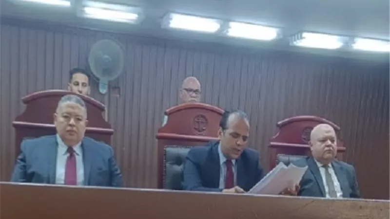 المشدد 11 عام لسائق تاكسى لإتجاره في المواد المخدرة بالخصوص