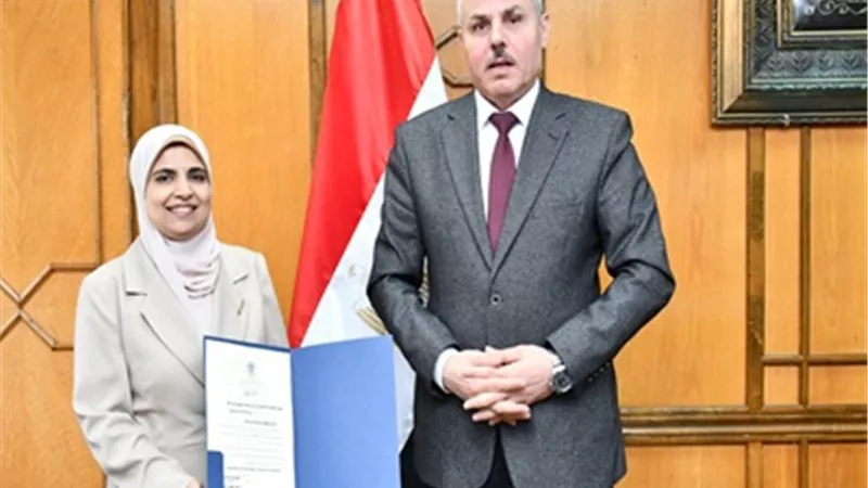 إيناس عبد الله عميدًا لكلية التمريض بجامعة قناة السويس