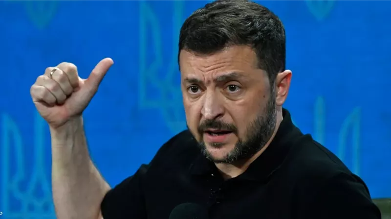 زيلينسكي يقترح وقف إطلاق النار وقمة رباعية للسلام