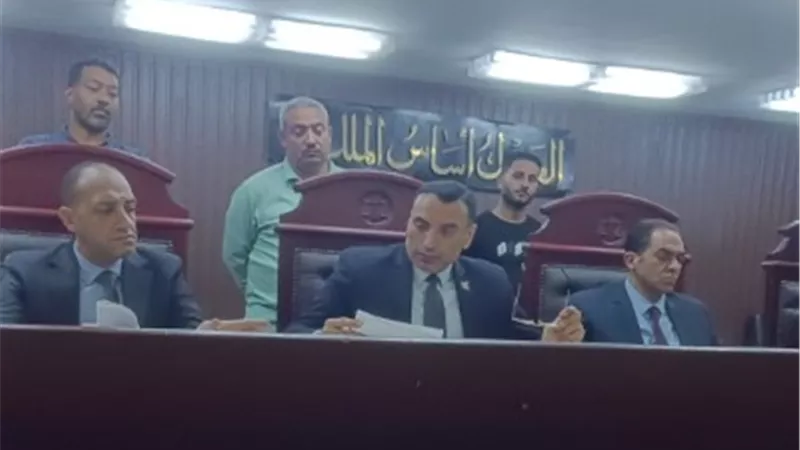 الإعدام لسائق والمشدد 15 عام لطالب لقتلهم شاب بالقناطر الخيرية