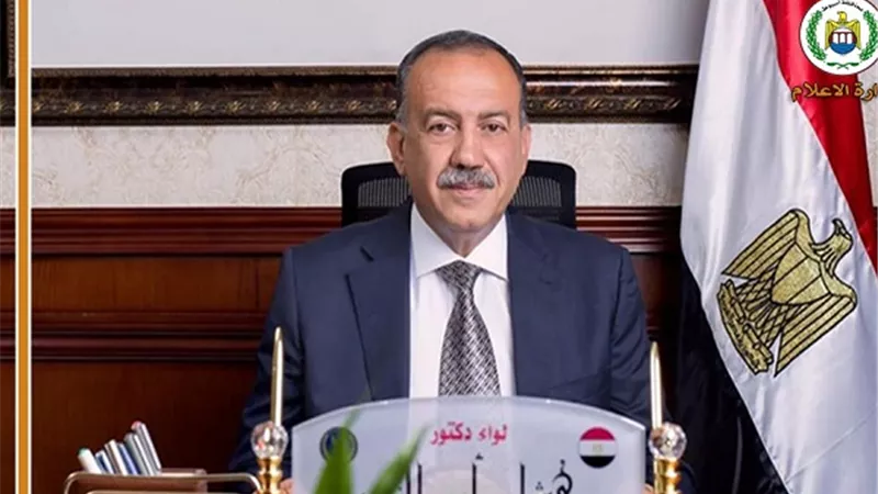 محافظ أسيوط يهنئ رئيس الجمهورية بمناسبة عيد الأضحى المبارك