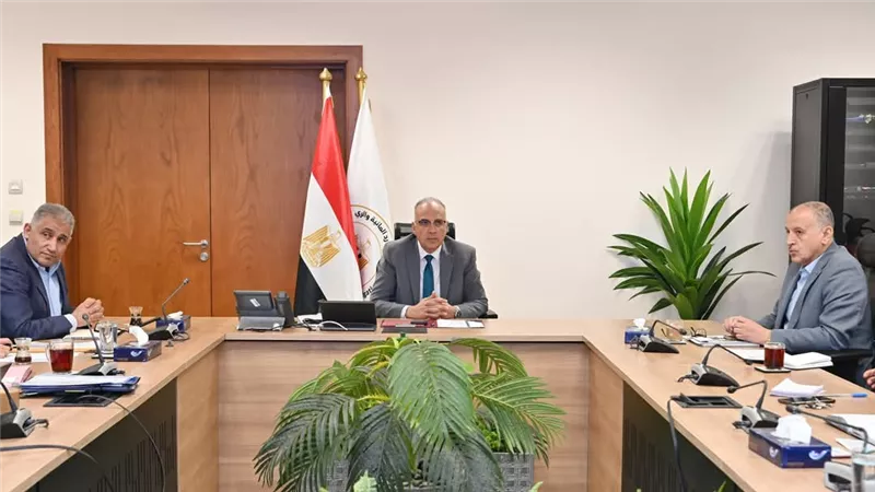 وزير الري يوجه برفع درجة الاستعداد وتفعيل غرف الطوارئ بالمحافظات