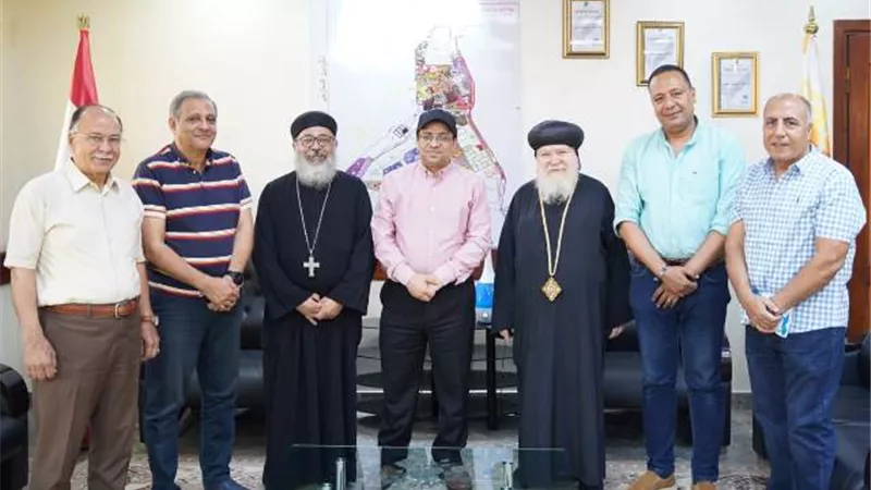 وفد من الكنيسة فى زيارة لجهاز سوهاج الجديدة للتهنئة بعيد الاضحى.. صور