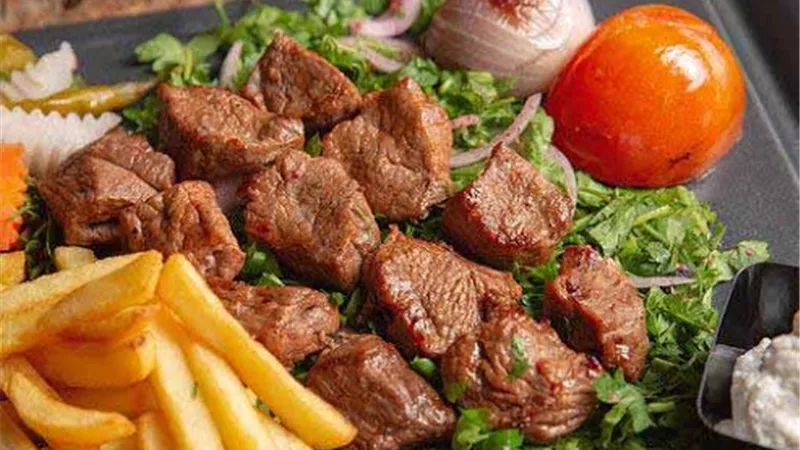 عيدك ألذ .. مع كباب اللحم المشوي على أصوله
