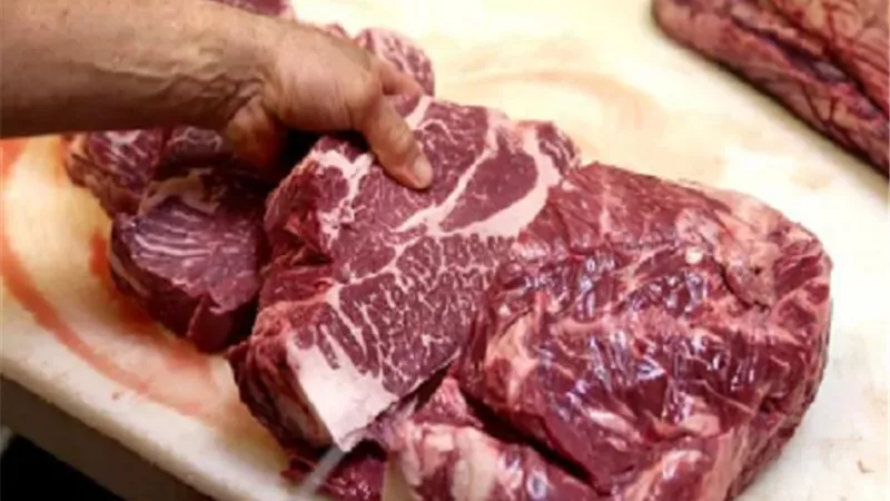 طبيبة تكشف الكميات المناسبة لتناول لحمة العيد