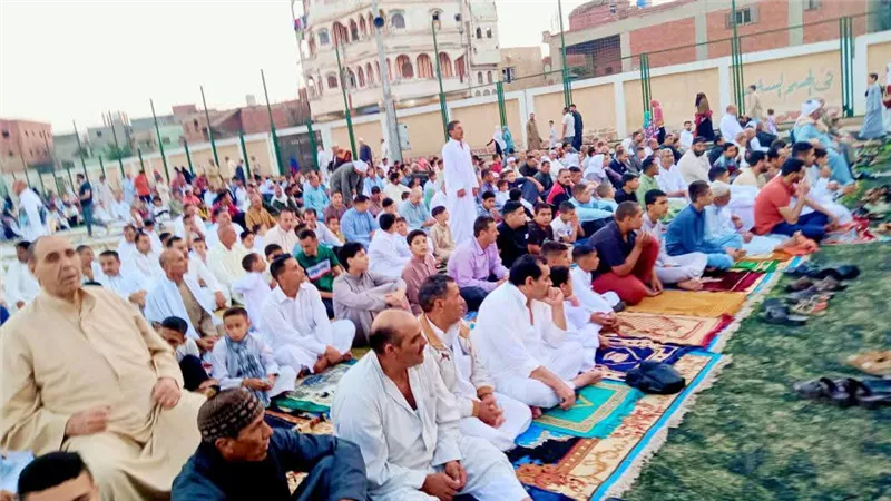 الآلاف أدوا صلاة عيد الأضحى بساحات ومراكز شباب كفرالشيخ..صور