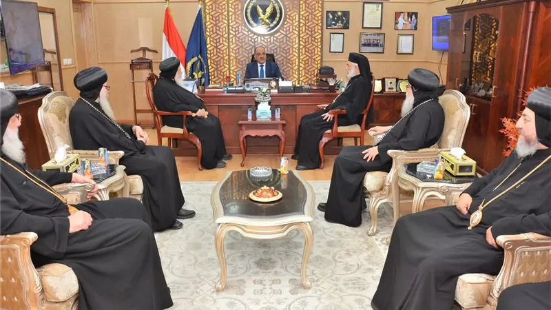 مطارنة المنيا يهنئون مدير الأمن بعيد الأضحى المبارك