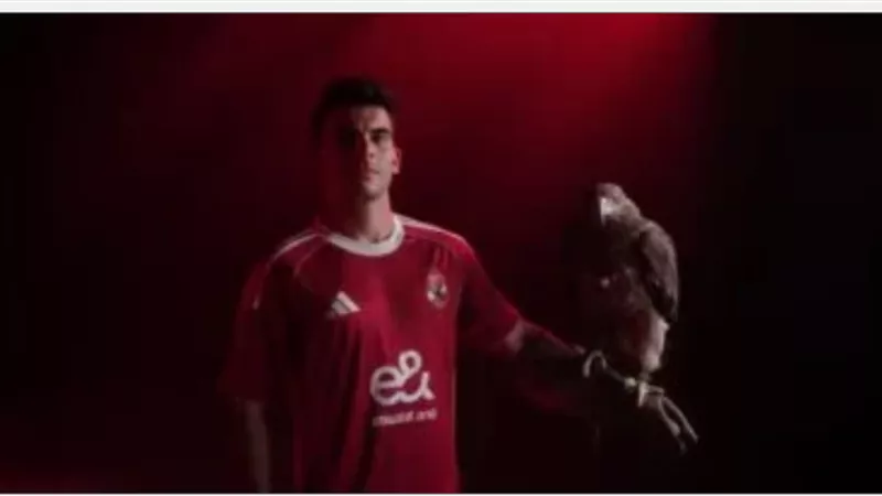 بالفيديو .. الأهلي يقدم زيزو للجماهير