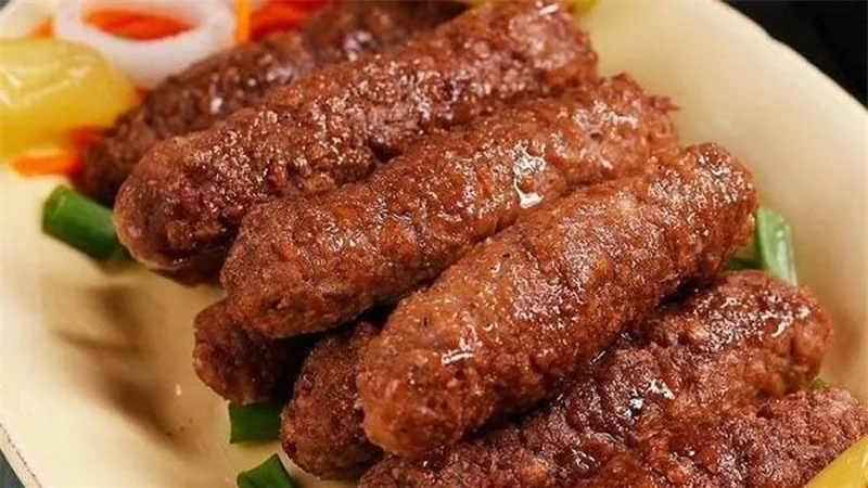 كفتة مشوية على الطريقة اللبنانية... نكهة لا تقاوَم