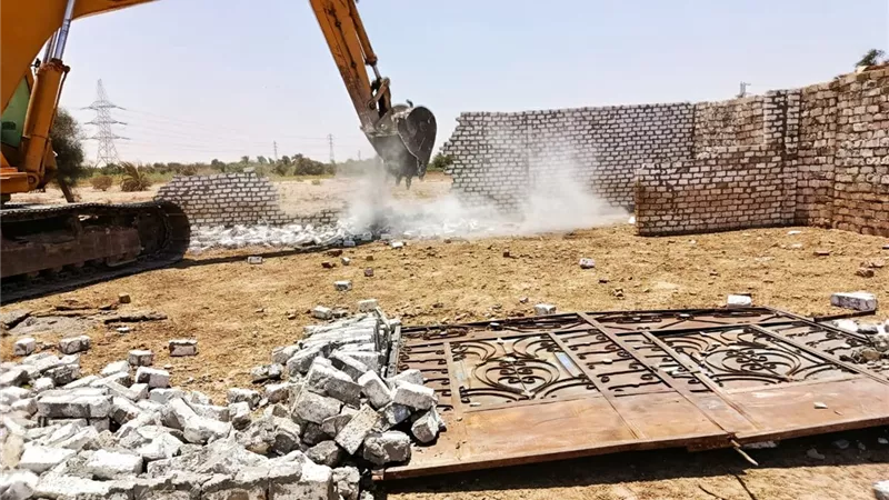محافظ أسيوط: لا تهاون مع مخالفات البناء خلال إجازة عيد الأضحى