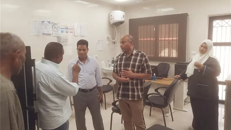 وكيل وزارة الصحة بالأقصر يتفقد منشآت إدارة إسنا الصحية