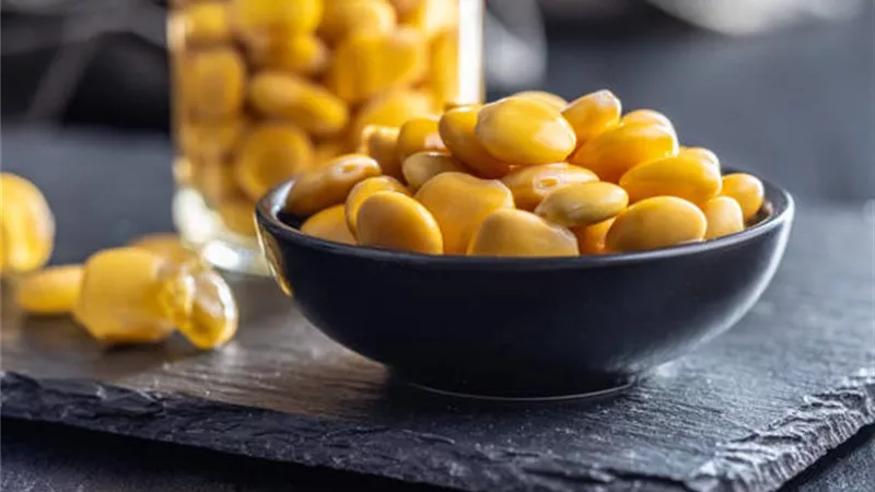 بعد اكلات العيد الدسمة… ماذا يحدث لجسمك عند تناول الترمس؟