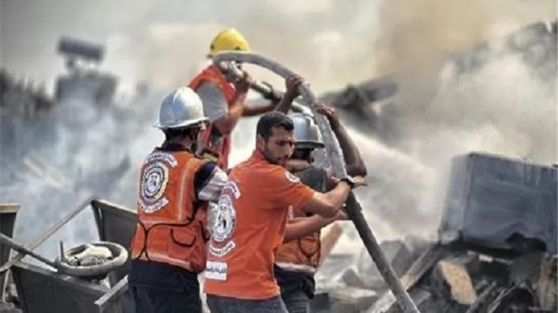 الدفاع المدني: الاحتلال يمنع إنقاذ الأحياء في غزة