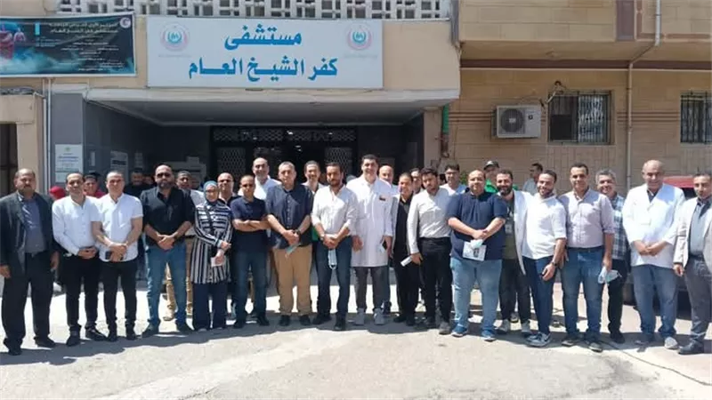 مساعد وزير الصحة يتفقد مستشفيات كفر الشيخ ويشيد بوحدة غسيل الكلى