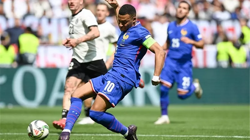 مبابي رجل مباراة فرنسا وألمانيا في دوري الأمم الأوروبية