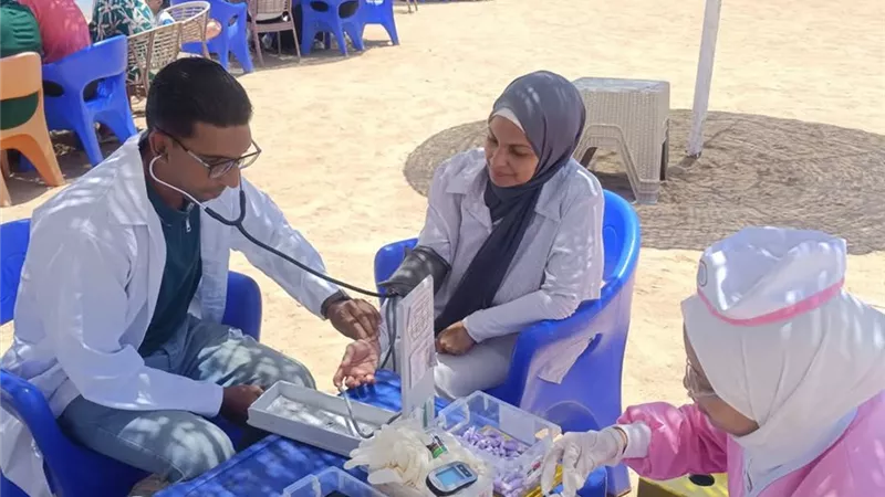 السبكي: تواجد ميداني مكثف للفرق الطبية بالشواطئ والمناطق السياحية